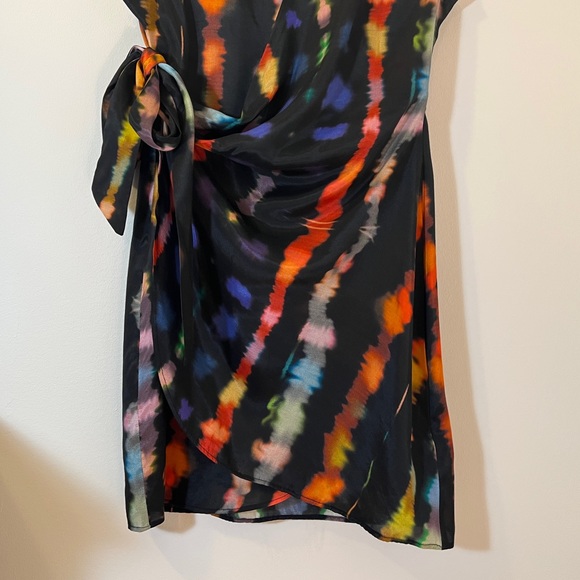 Urban Outfitters Bright Printed Wrap Dress - Picture 5 of 9